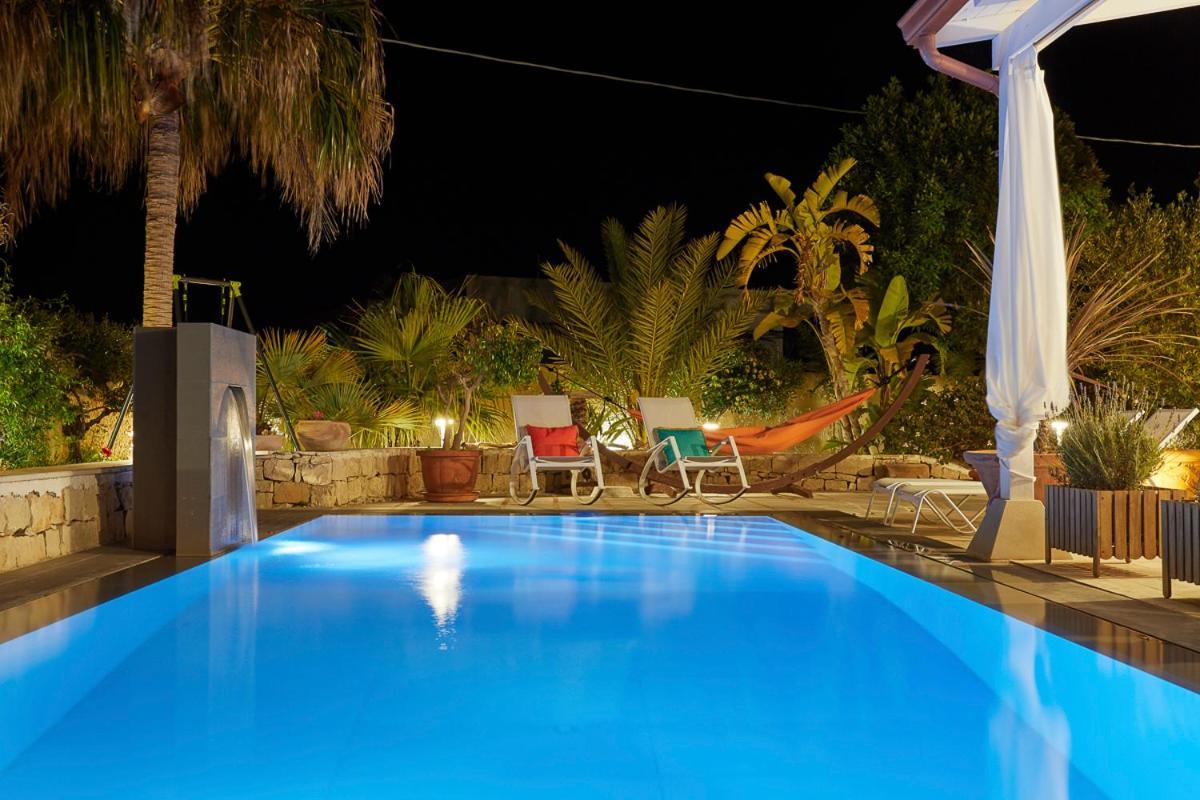 Villa Zamia Con Piscina Santa Maria Del Focallo Exterior photo